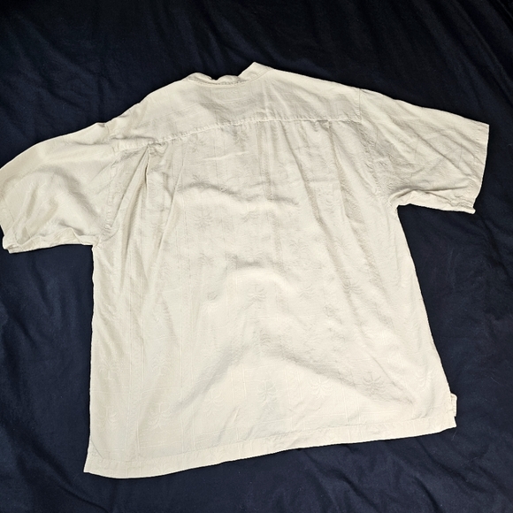 XL Tommy Bahama 100% Silk Hawaiian Shirt - Picture 5 of 5